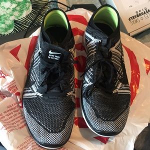 Nike free 5.0 running shoes women 11.5